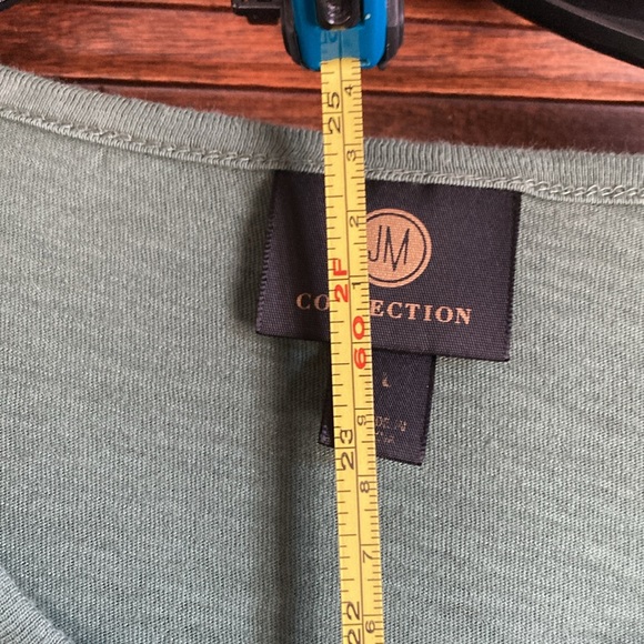 Women’s JM Collectible 3/4 sleeve cotton/lace top. Sage green, in great shape. - Picture 2 of 5